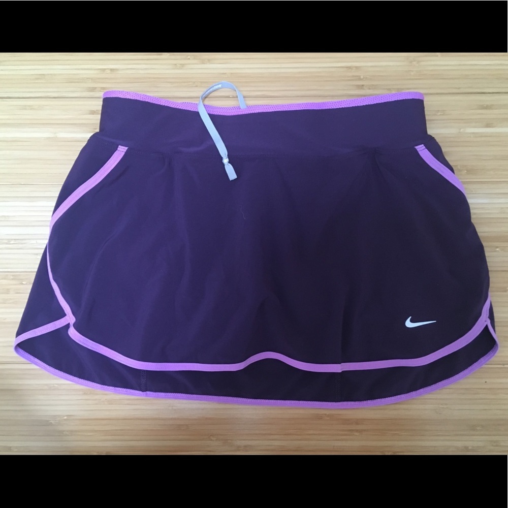Nike purple exercise DRI-FIT  skort